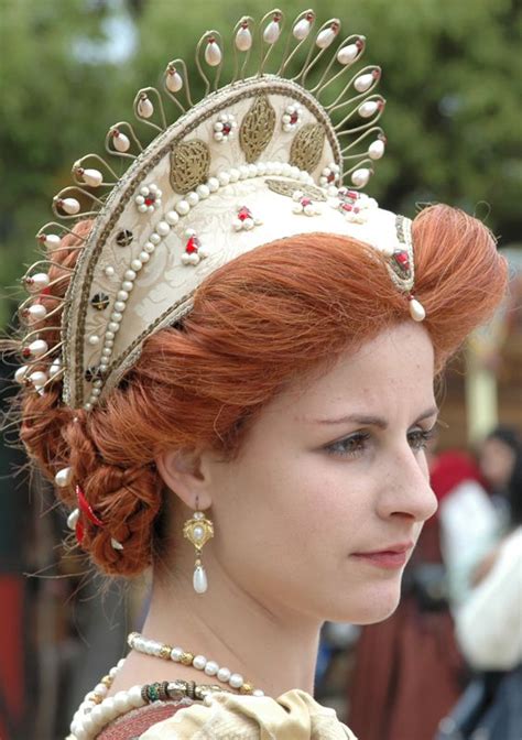 tudor headdresses|tudor elizabethan haircut.